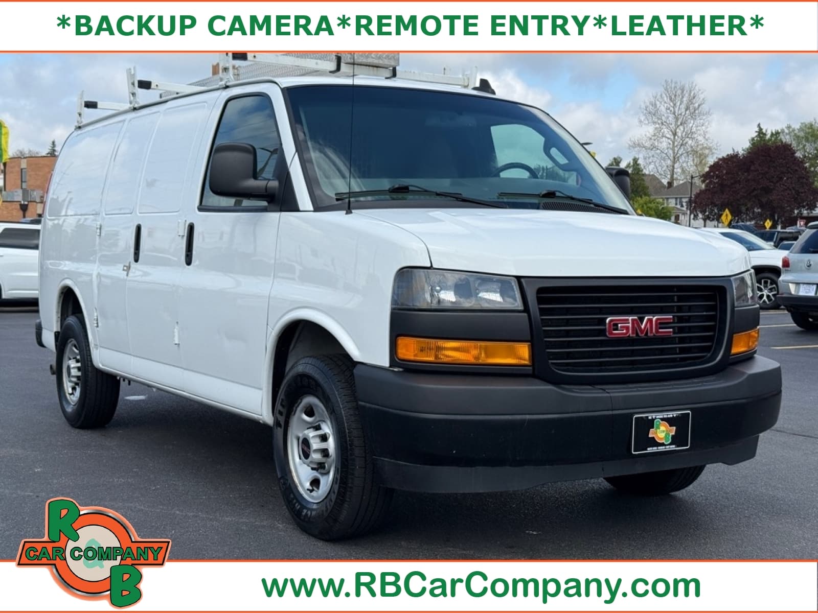 2022 GMC Savana Cargo
